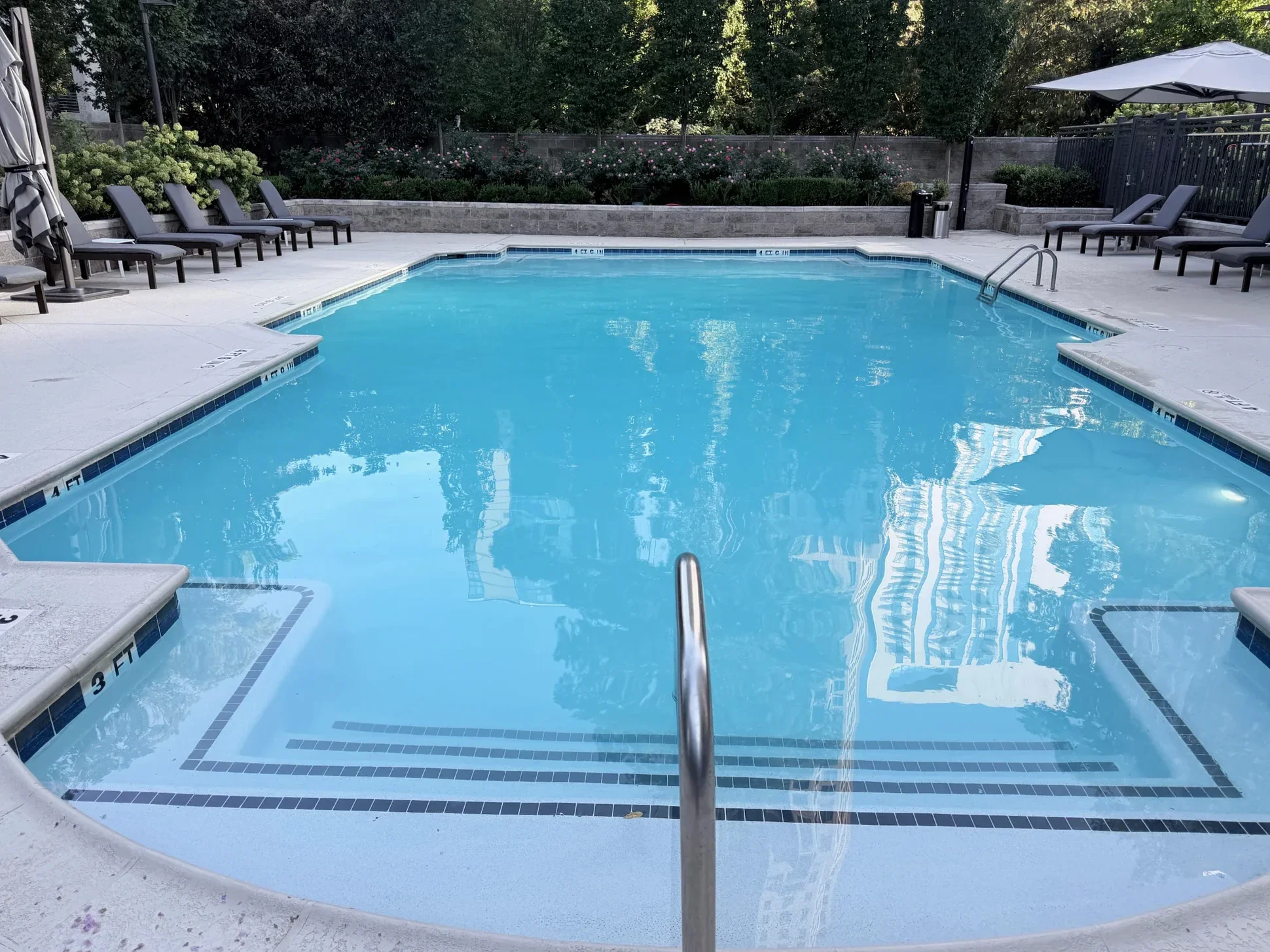 Heated Saline Swimming Pool Oasis